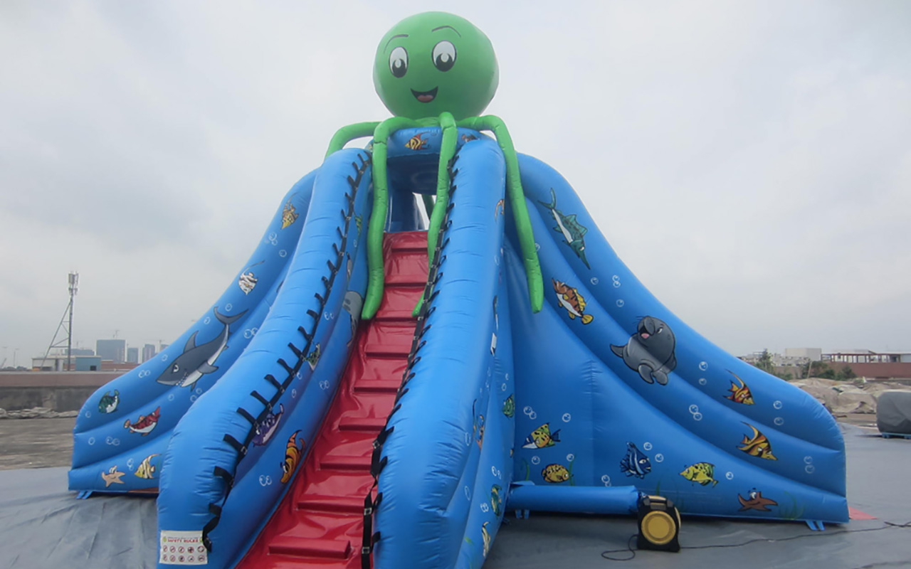Mick's Jump 'N' Play Melton's Indoor Adventure Playground